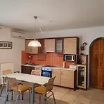 Mimosa Garden 4b Apartament