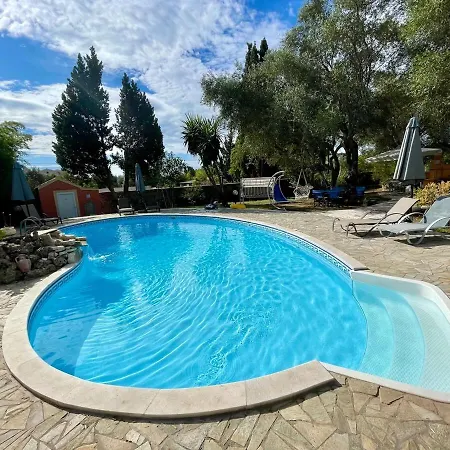 Apartment Mimosa Garden 4b *